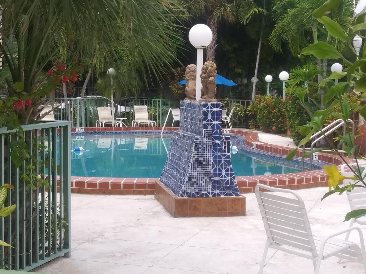 Hotel Chateaubleau Coral Gables Exterior foto