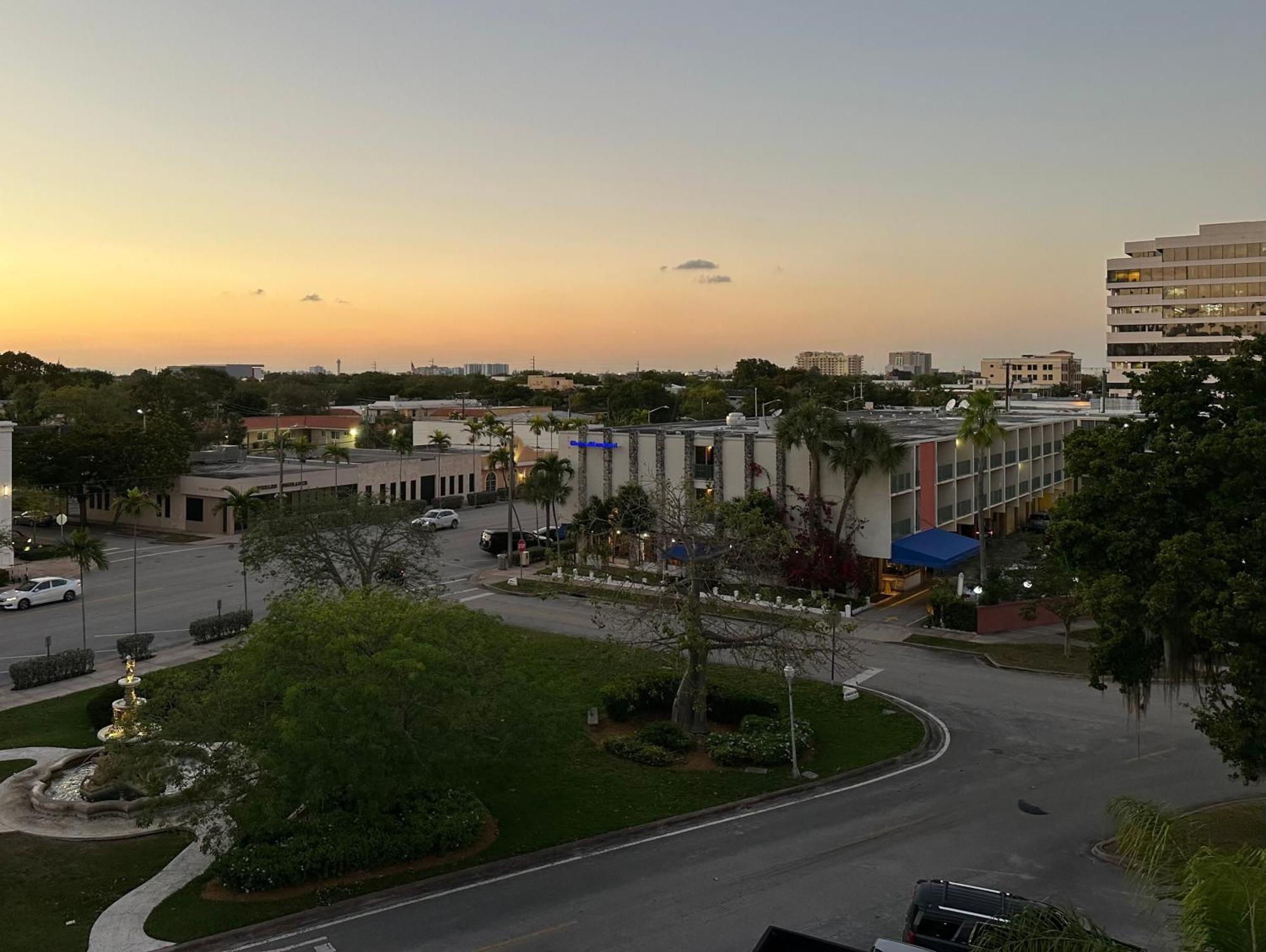 Hotel Chateaubleau Coral Gables Exterior foto