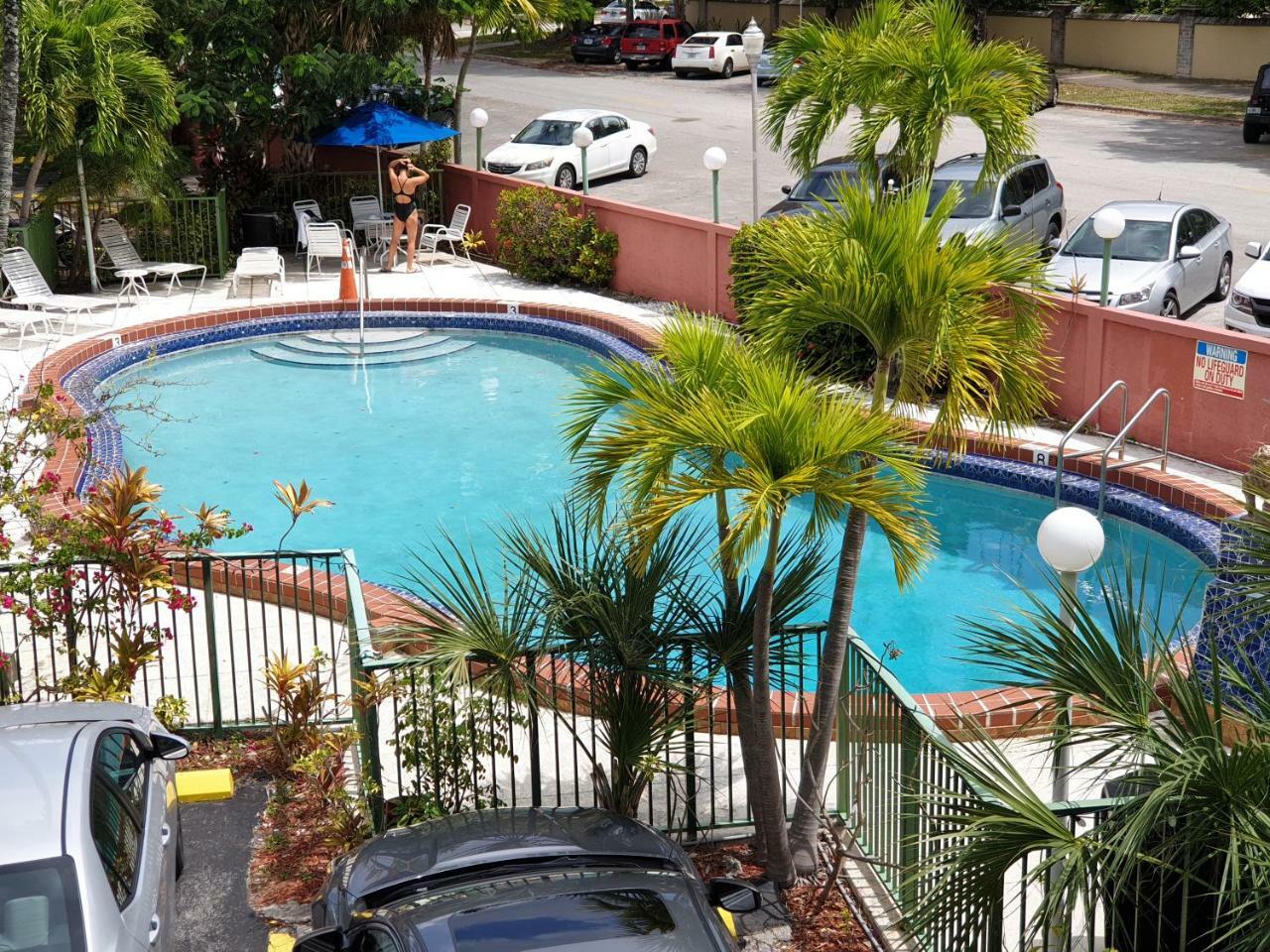 Hotel Chateaubleau Coral Gables Exterior foto